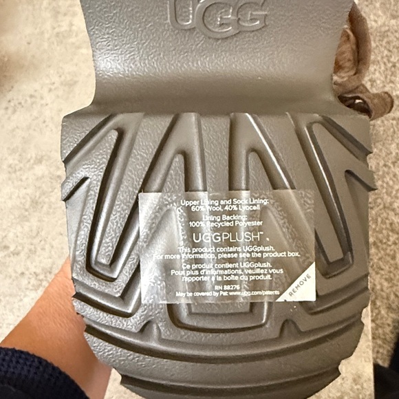 NWT UGG
Classic ultra Mini New Heights IN hickory - Picture 7 of 7